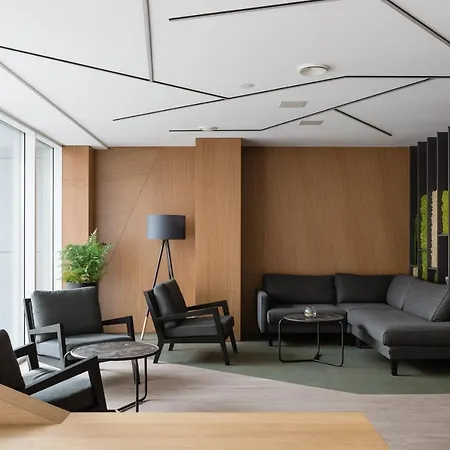 Bob W Telliskivi Tallin