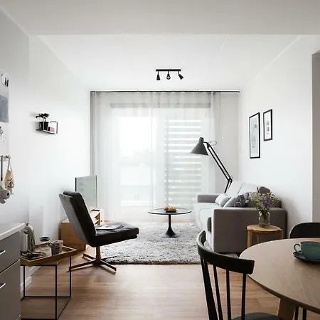 Bob W Telliskivi Apartment