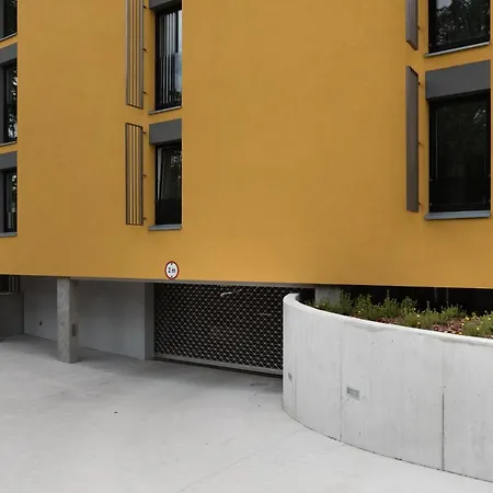 Bob W Telliskivi Reval