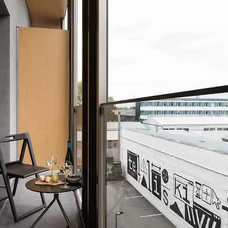 Bob W Telliskivi Tallinn